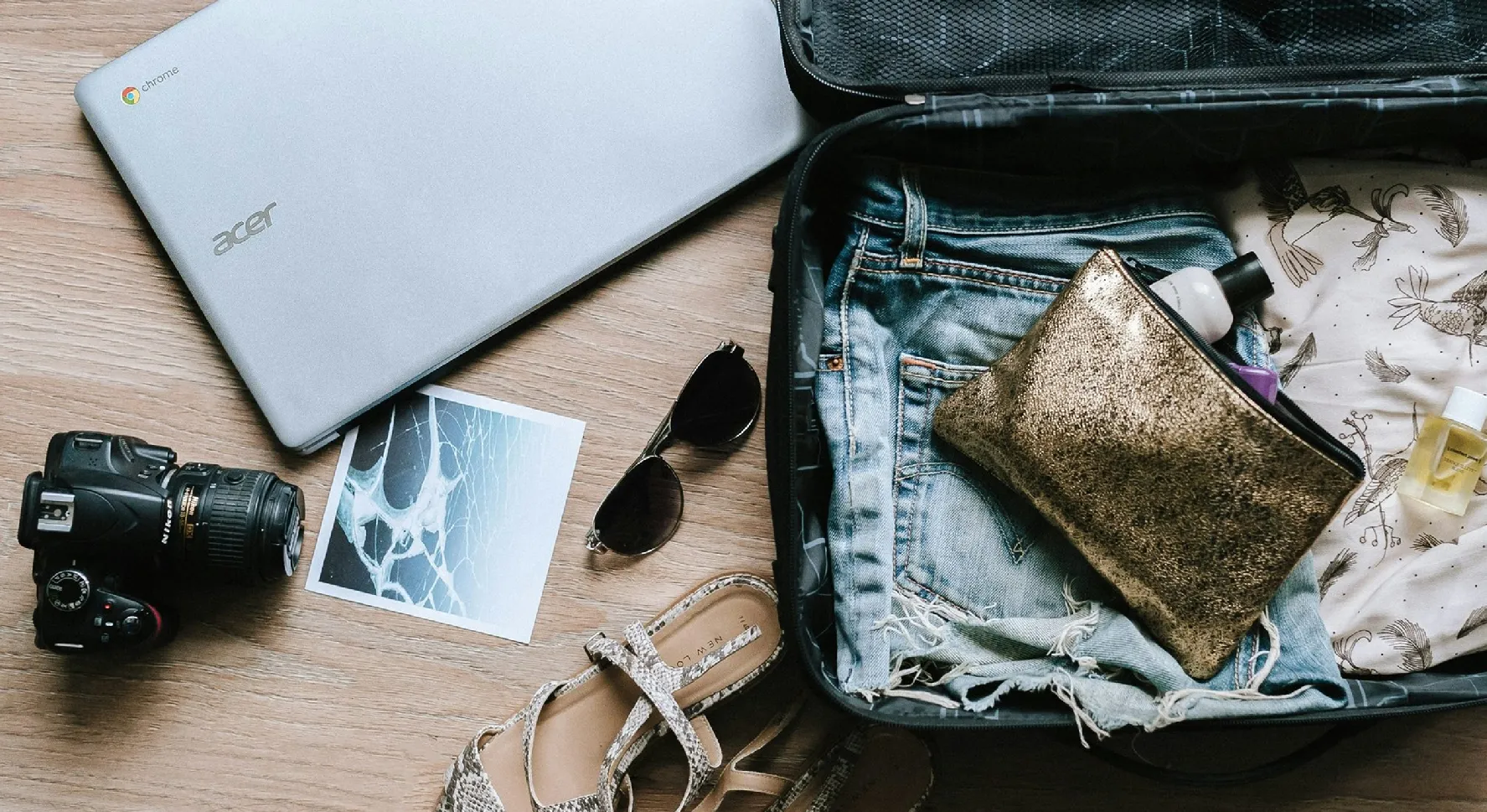 pakowanie bagażu przed lotem